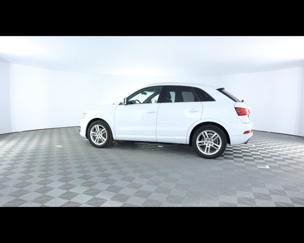 AUDI Q3 I 2011 -  2.0 tdi Business quattro 177cv s-tronic - 15