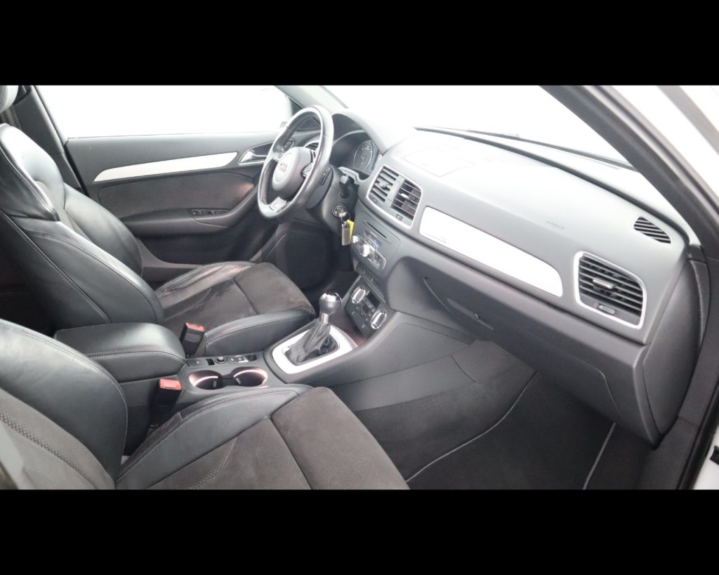 AUDI Q3 I 2011 -  2.0 tdi Business quattro 177cv s-tronic - 20