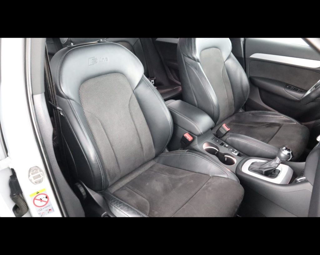 AUDI Q3 I 2011 -  2.0 tdi Business quattro 177cv s-tronic - 21