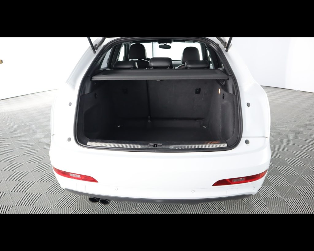 AUDI Q3 I 2011 -  2.0 tdi Business quattro 177cv s-tronic - 22