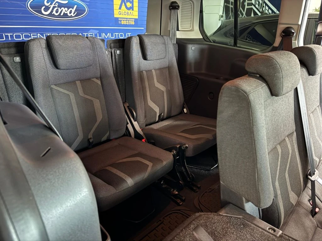 FORD Tourneo Connect Grand Tourneo 1.5 TDCi 120 CV Plus - 8