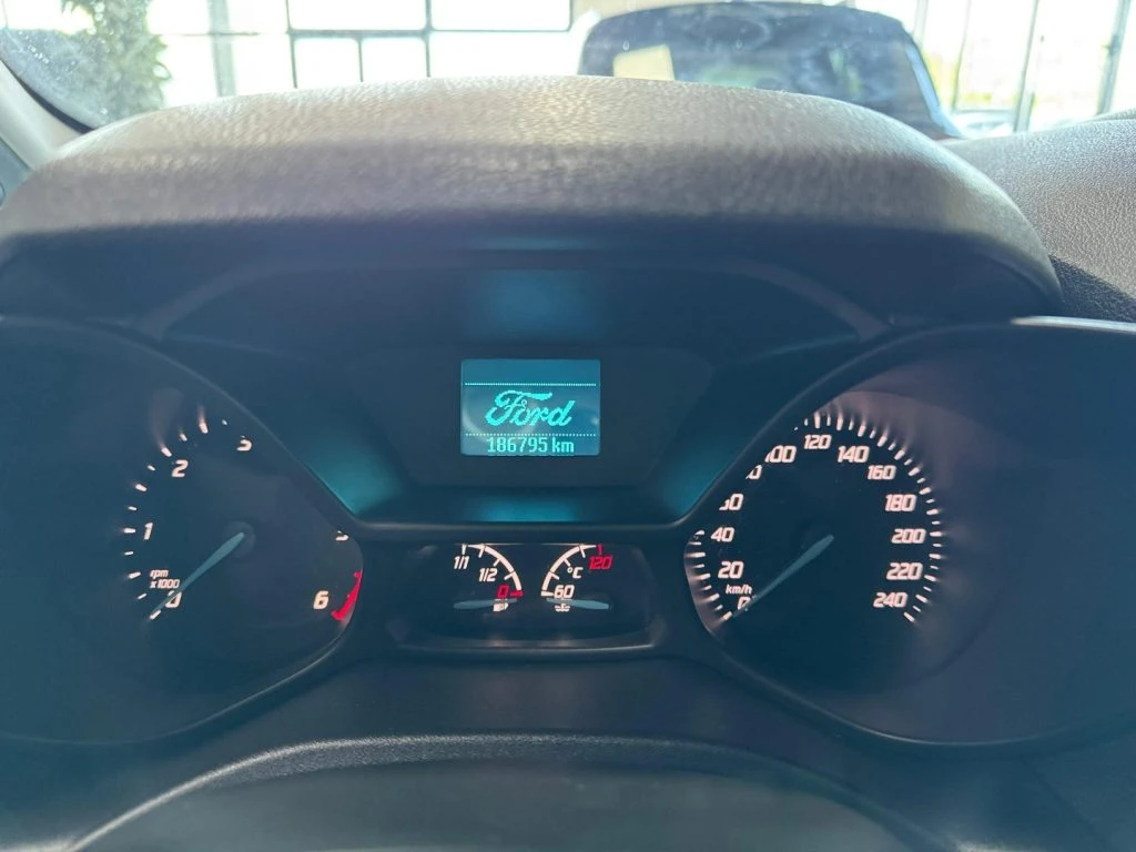 FORD Tourneo Connect Grand Tourneo 1.5 TDCi 120 CV Plus - 15