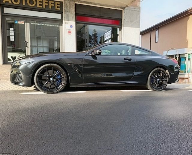 BMW 840 Nero metallizzato