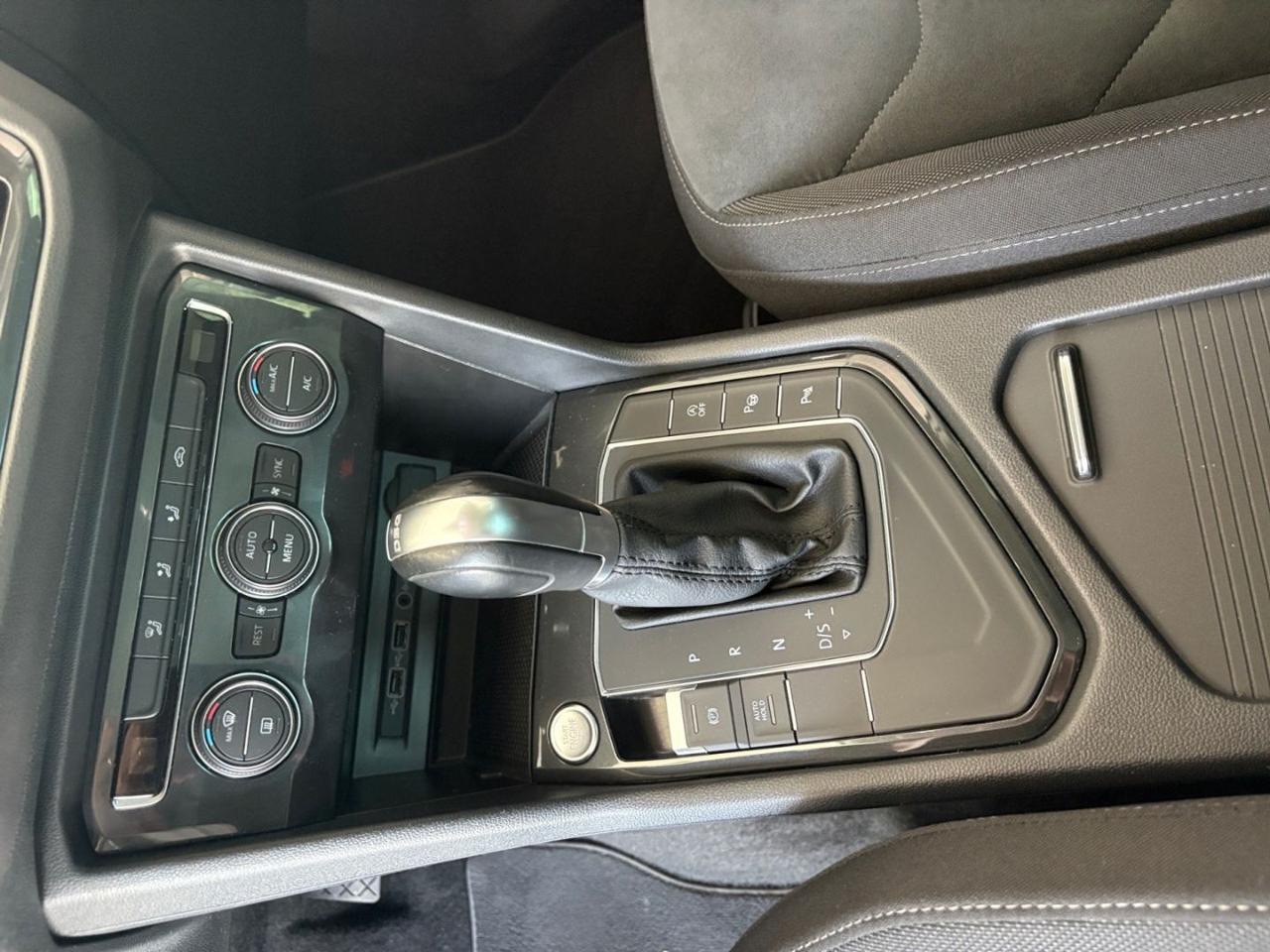 VOLKSWAGEN Tiguan 2.0 TDI SCR DSG Advanced BMT - 14