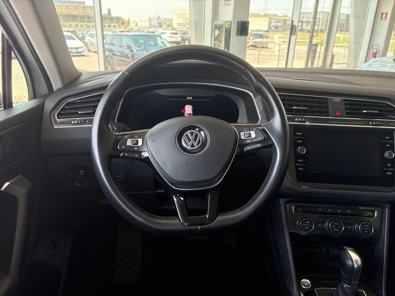 VOLKSWAGEN Tiguan 2.0 TDI SCR DSG Advanced BMT - 9