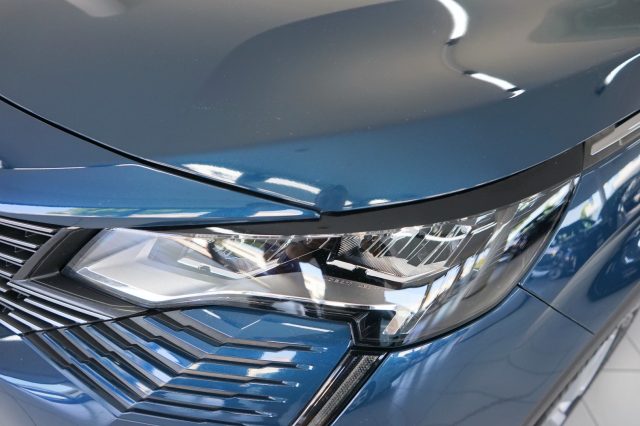 PEUGEOT 5008 23