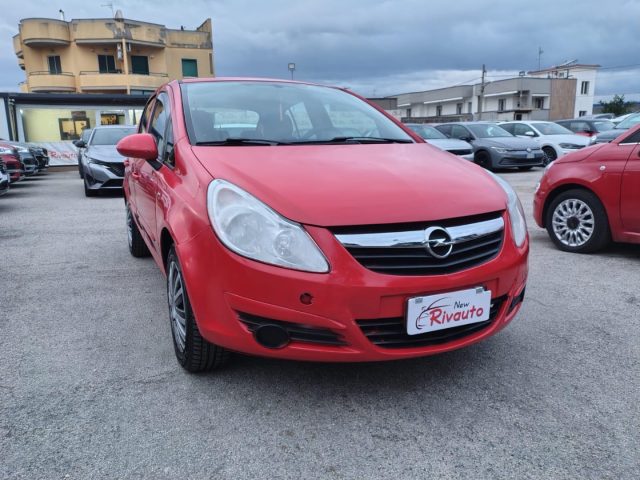 OPEL Corsa Rosso pastello