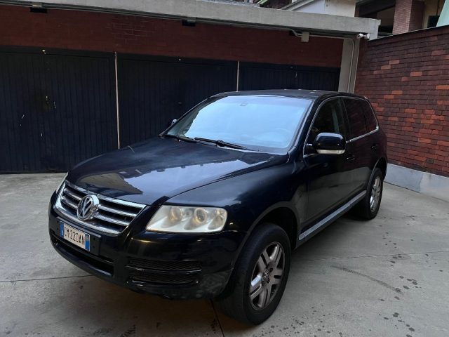 VOLKSWAGEN Touareg Nero pastello