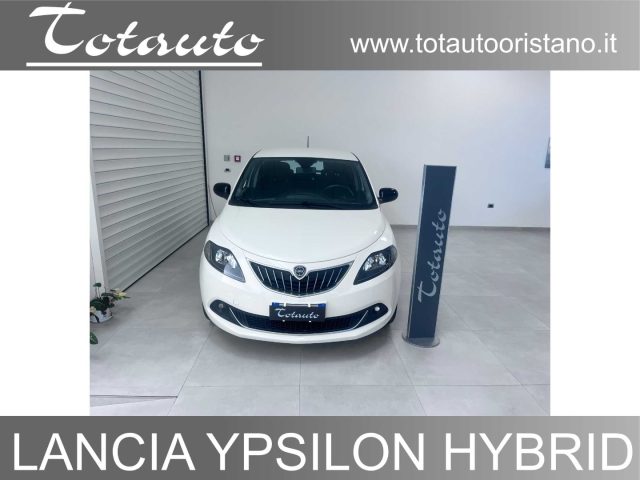 LANCIA Ypsilon Bianco pastello