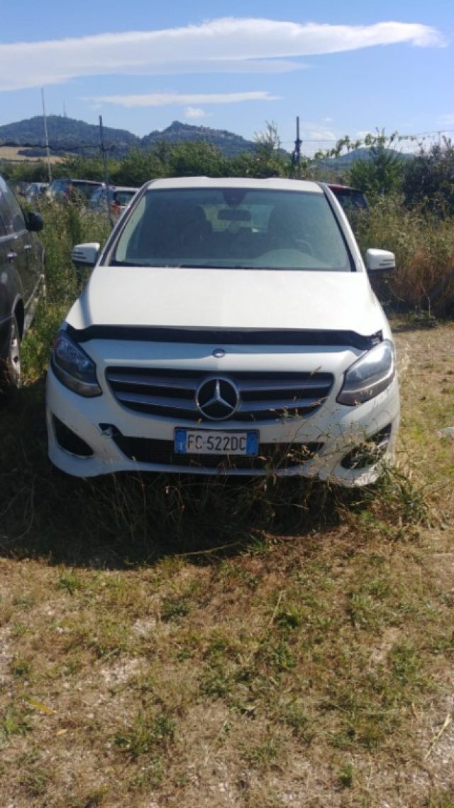 MERCEDES-BENZ B 200 Bianco metallizzato