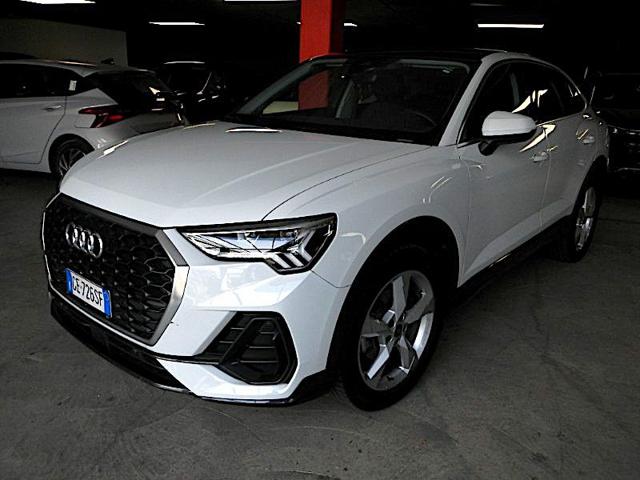 AUDI Q3 Bianco metallizzato