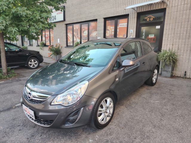 OPEL Corsa Grigio scuro metallizzato