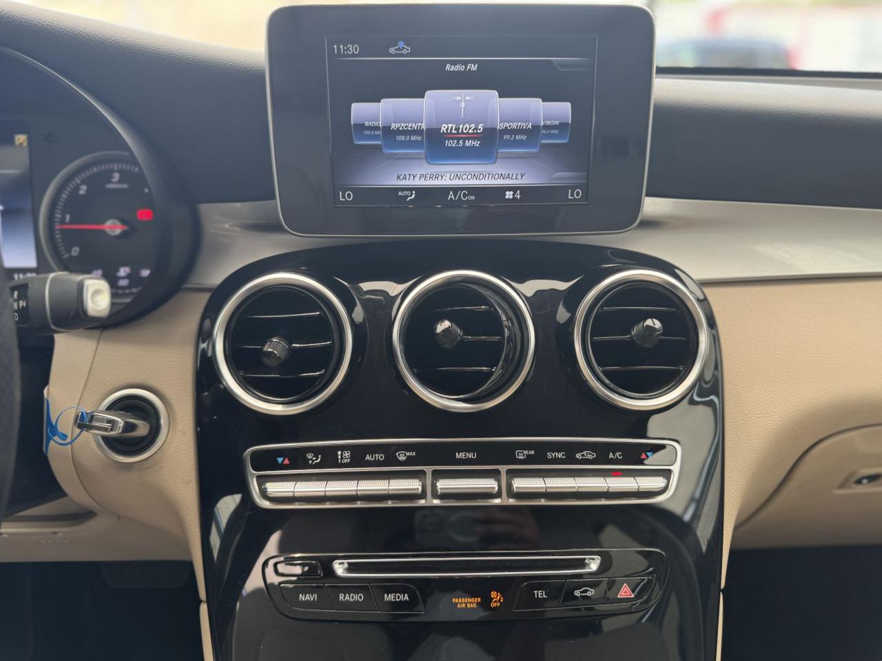 MERCEDES-BENZ GLC 220 d 4Matic Sport (Pelle/LED/Auto/Navi) - 22