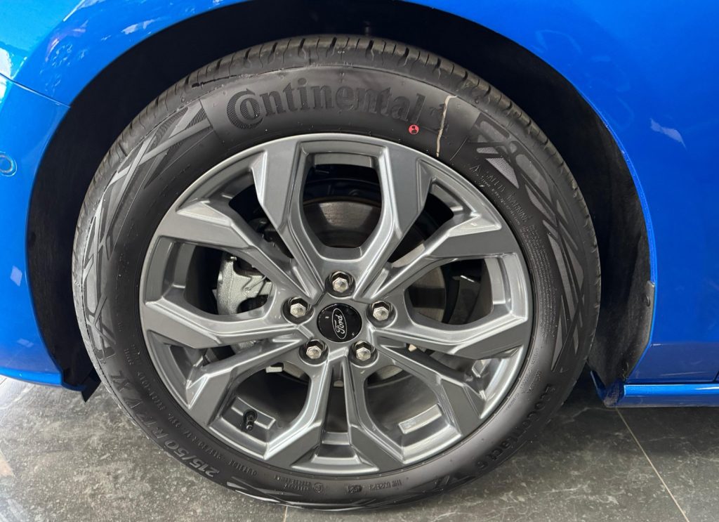 FORD Focus 1.5 EcoBlue 115 CV automatico 5p. ST-Line - 7