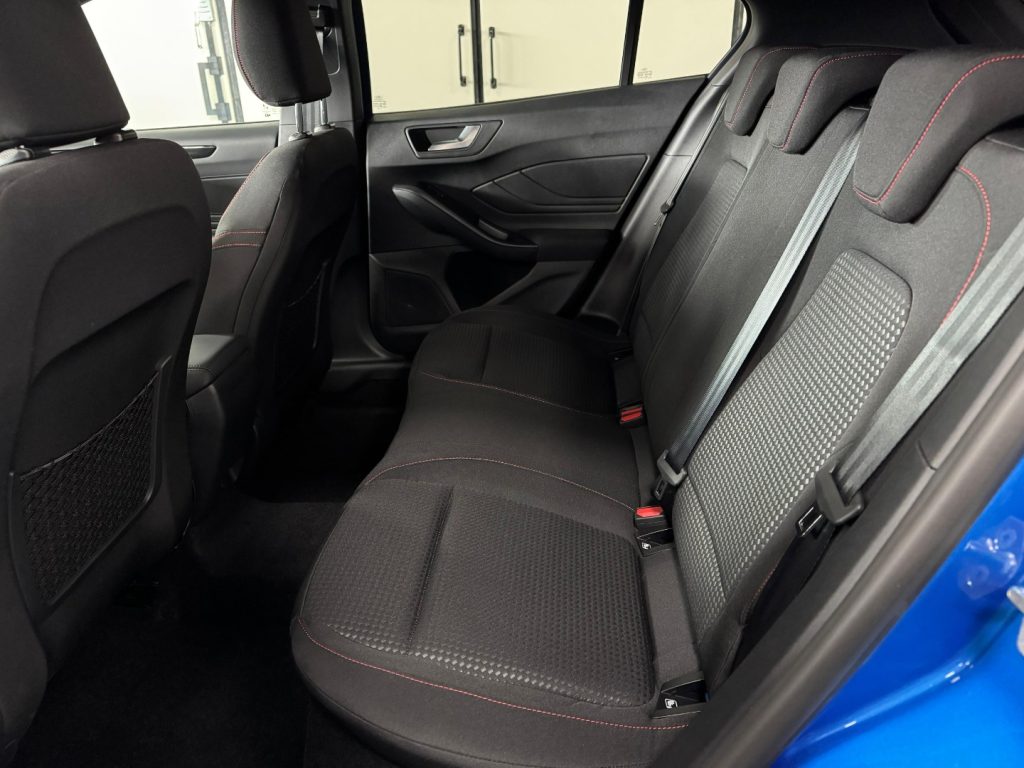 FORD Focus 1.5 EcoBlue 115 CV automatico 5p. ST-Line - 8