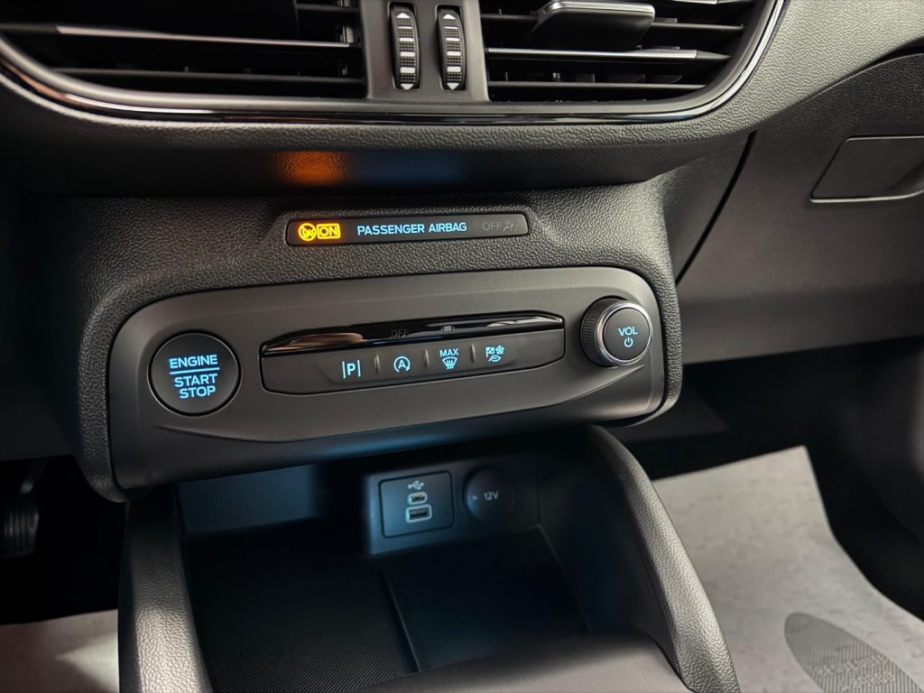 FORD Focus 1.5 EcoBlue 115 CV automatico 5p. ST-Line - 13