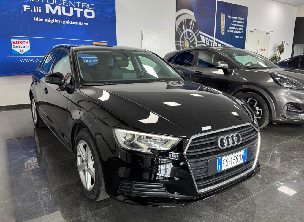 AUDI A3 SPB 1.6 TDI 116 CV S-Tronic Business - 3