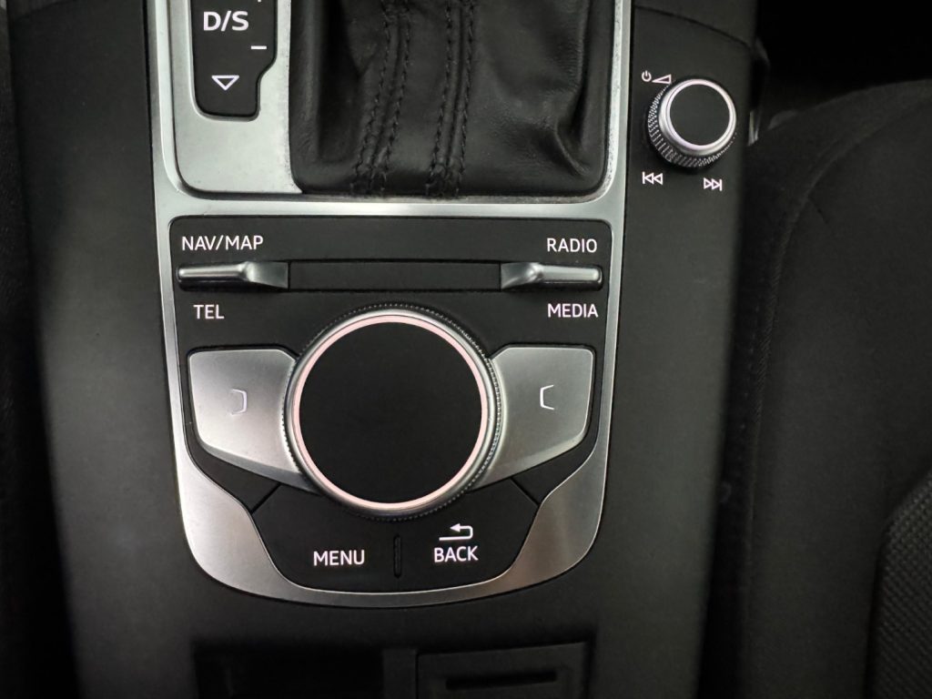 AUDI A3 SPB 1.6 TDI 116 CV S-Tronic Business - 14