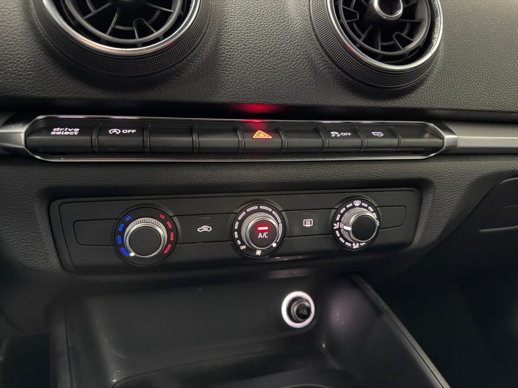 AUDI A3 SPB 1.6 TDI 116 CV S-Tronic Business - 15