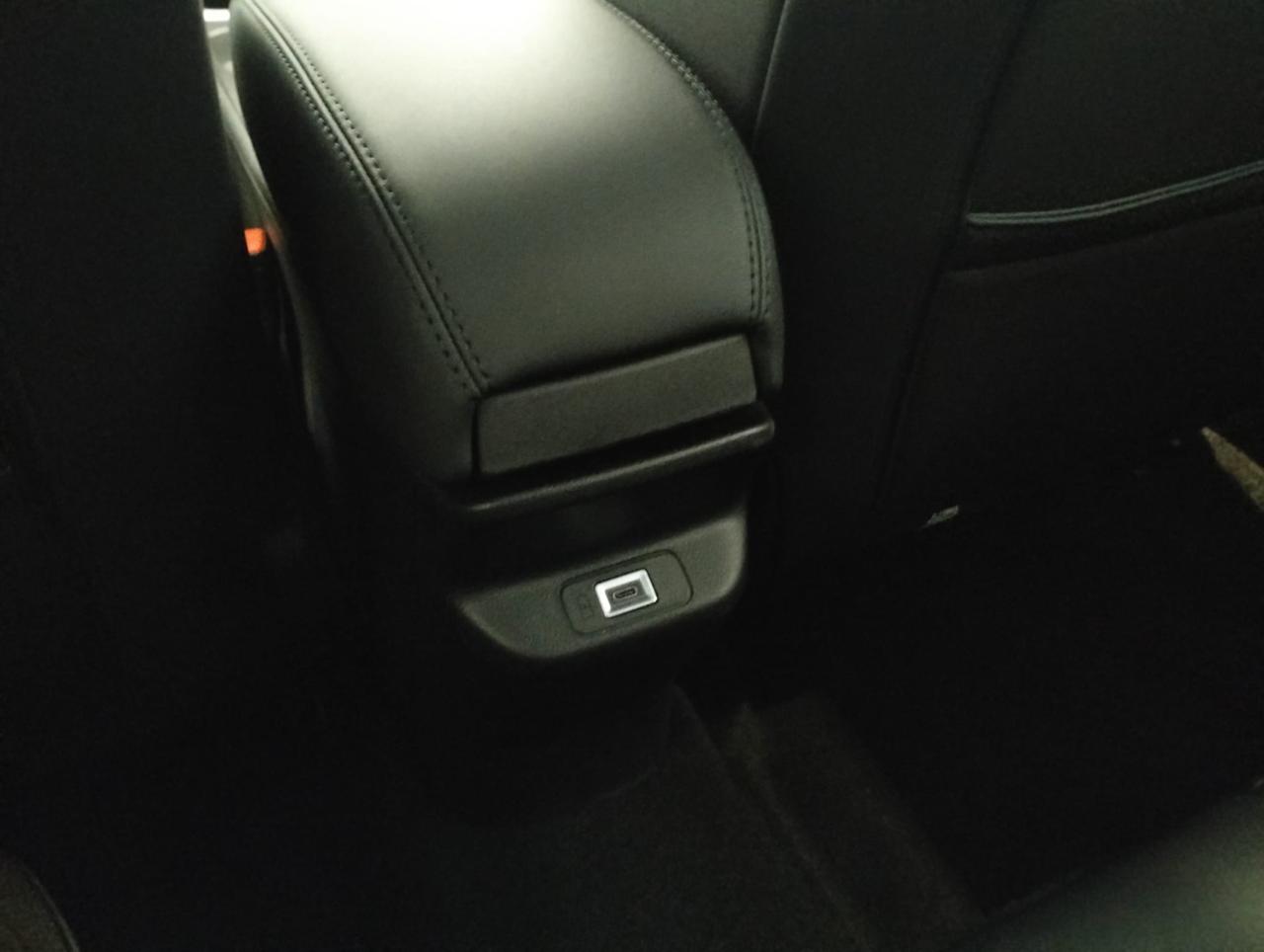 JEEP Avenger 1.2 Turbo 110 CV MHEV Summit - 10