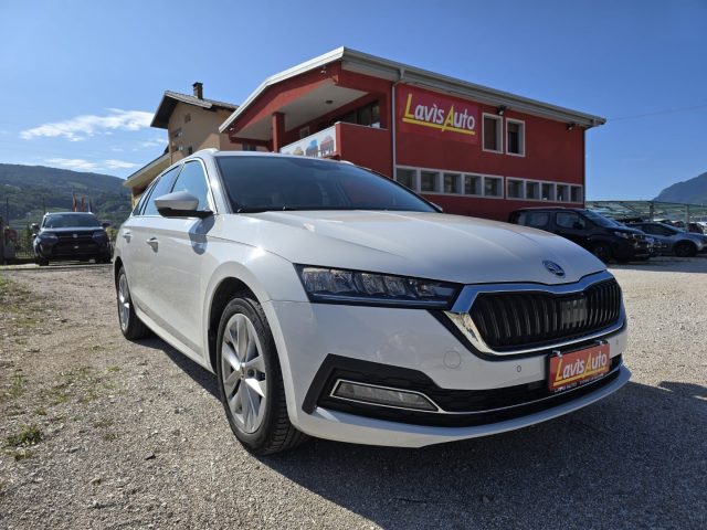 SKODA Octavia Bianco pastello