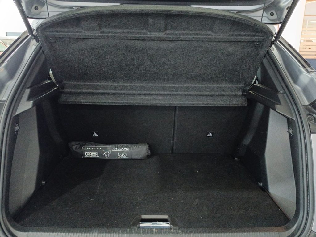 PEUGEOT 2008 motore elettrico 136 CV Active Pack - 12