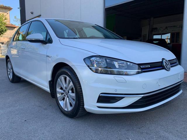 VOLKSWAGEN Golf Bianco metallizzato