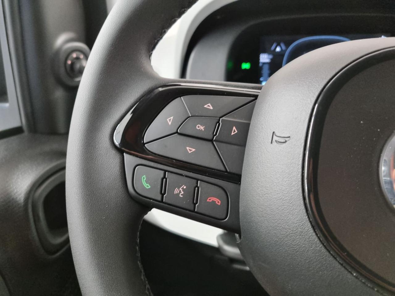 FIAT Panda 1.0 FireFly S&S Hybrid Pandina - 21