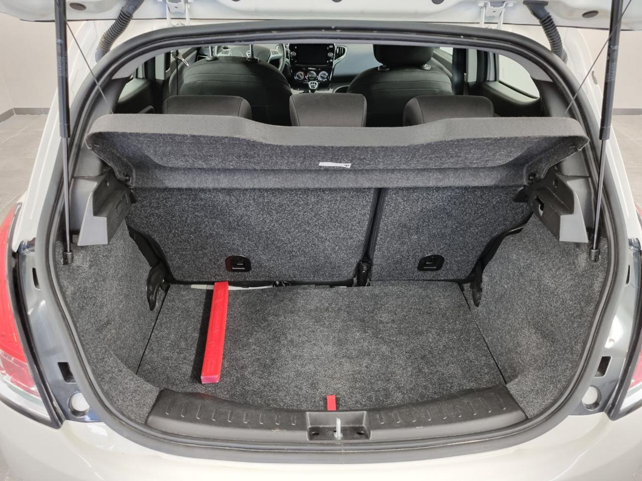 LANCIA Ypsilon 1.0 FireFly 5 porte S&S Hybrid Platino - 14