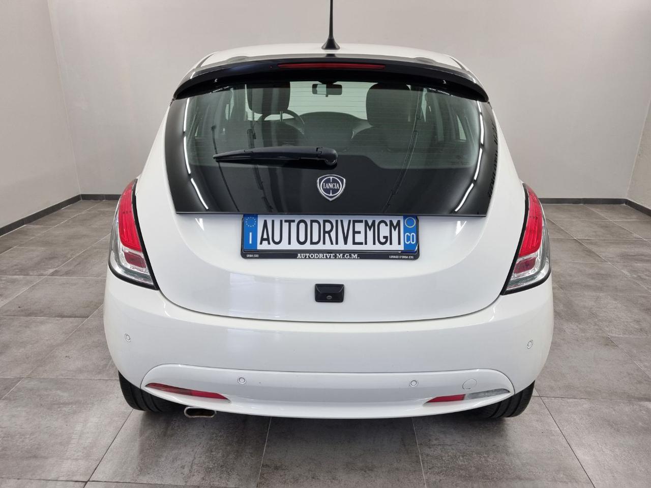 LANCIA Ypsilon 1.0 FireFly 5 porte S&S Hybrid Platino - 3