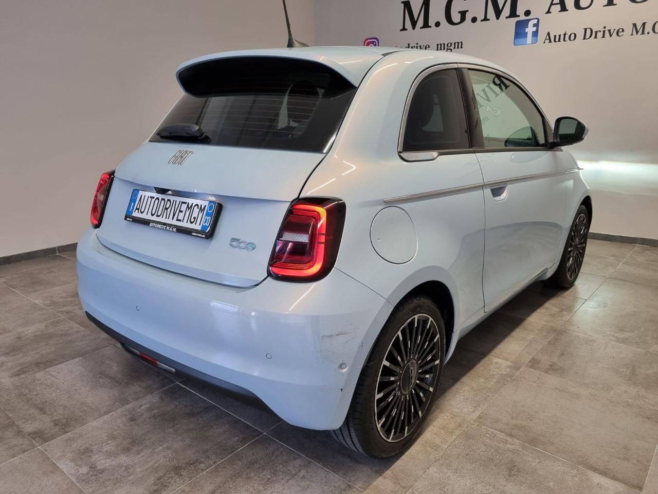 FIAT 500e 42 kWh La Prima - 28