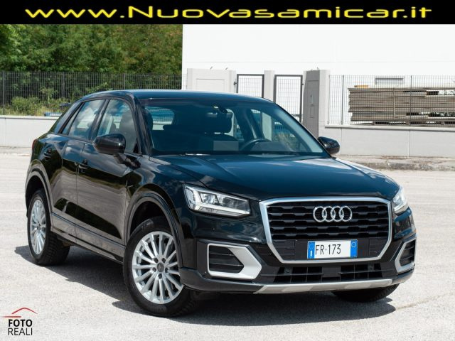 AUDI Q2 Nero metallizzato
