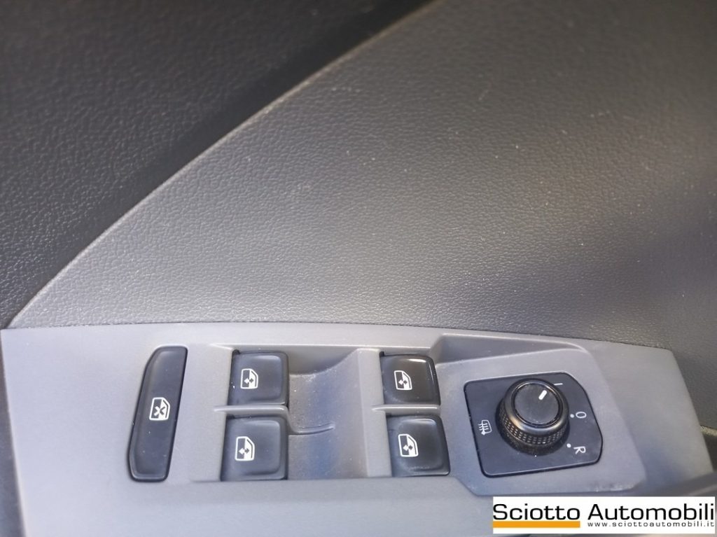 VOLKSWAGEN T-Cross 1.0 TSI Style BMT - 11