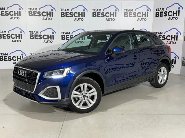 AUDI Q2 Blu metallizzato