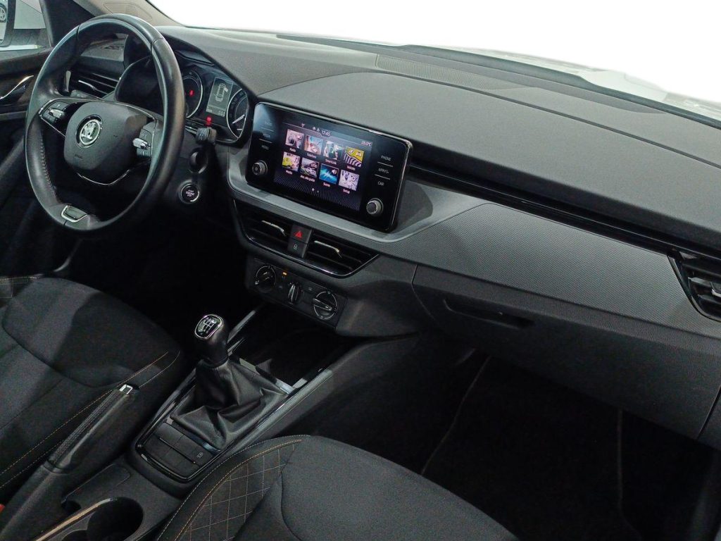 SKODA Kamiq 1.0 G-Tec Ambition - 9