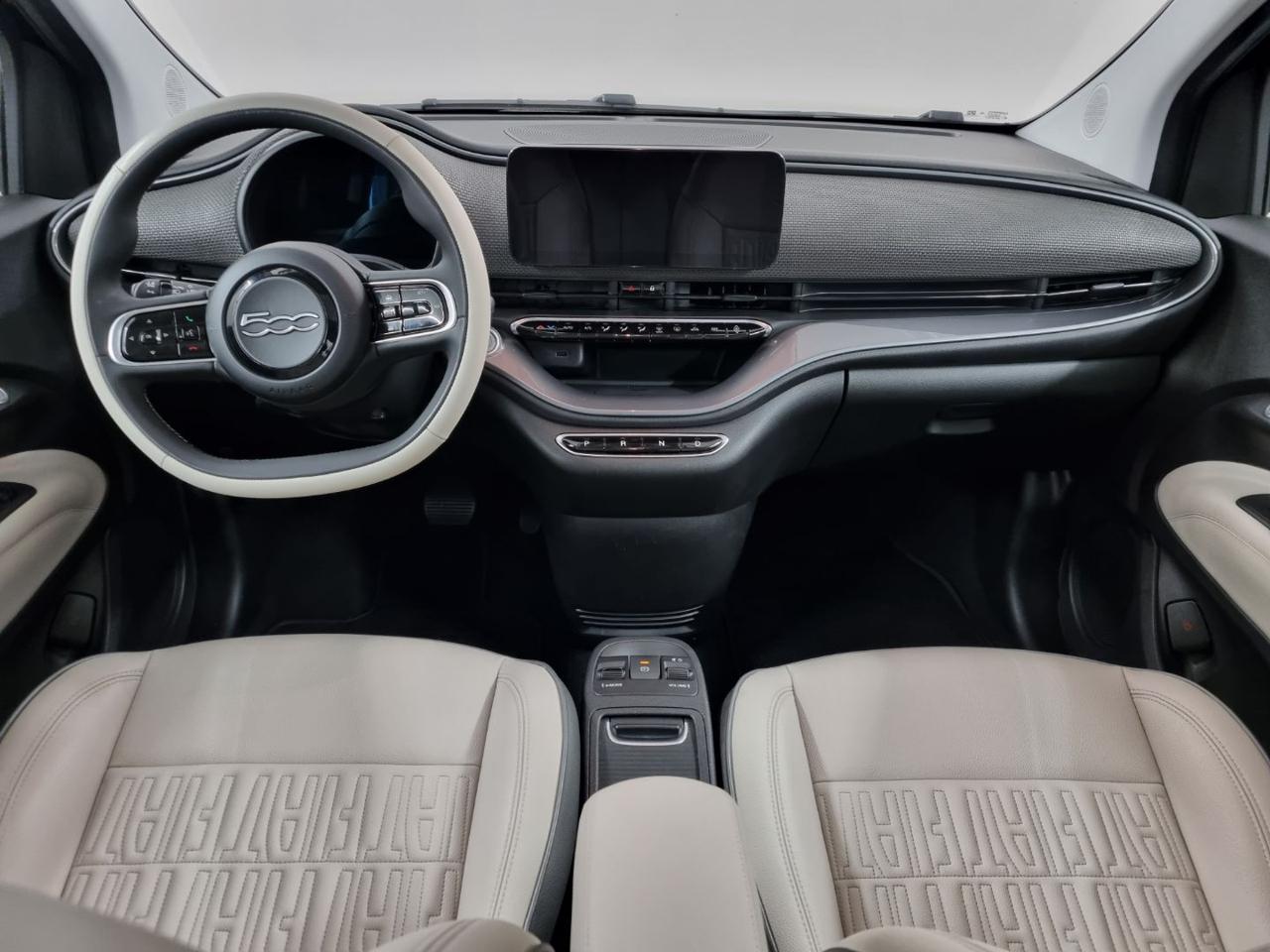 FIAT 500e 3+1 42 kWh La Prima - 5