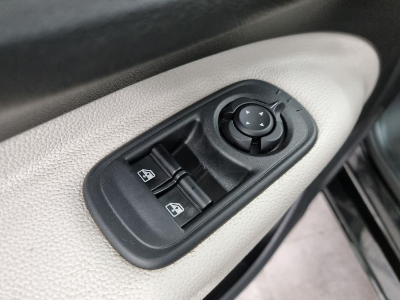 FIAT 500e 3+1 42 kWh La Prima - 24