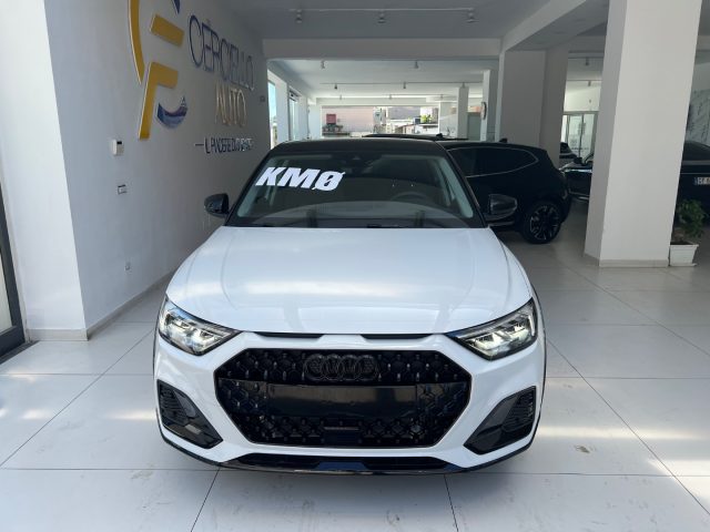 AUDI A1 bianco/nero metallizzato