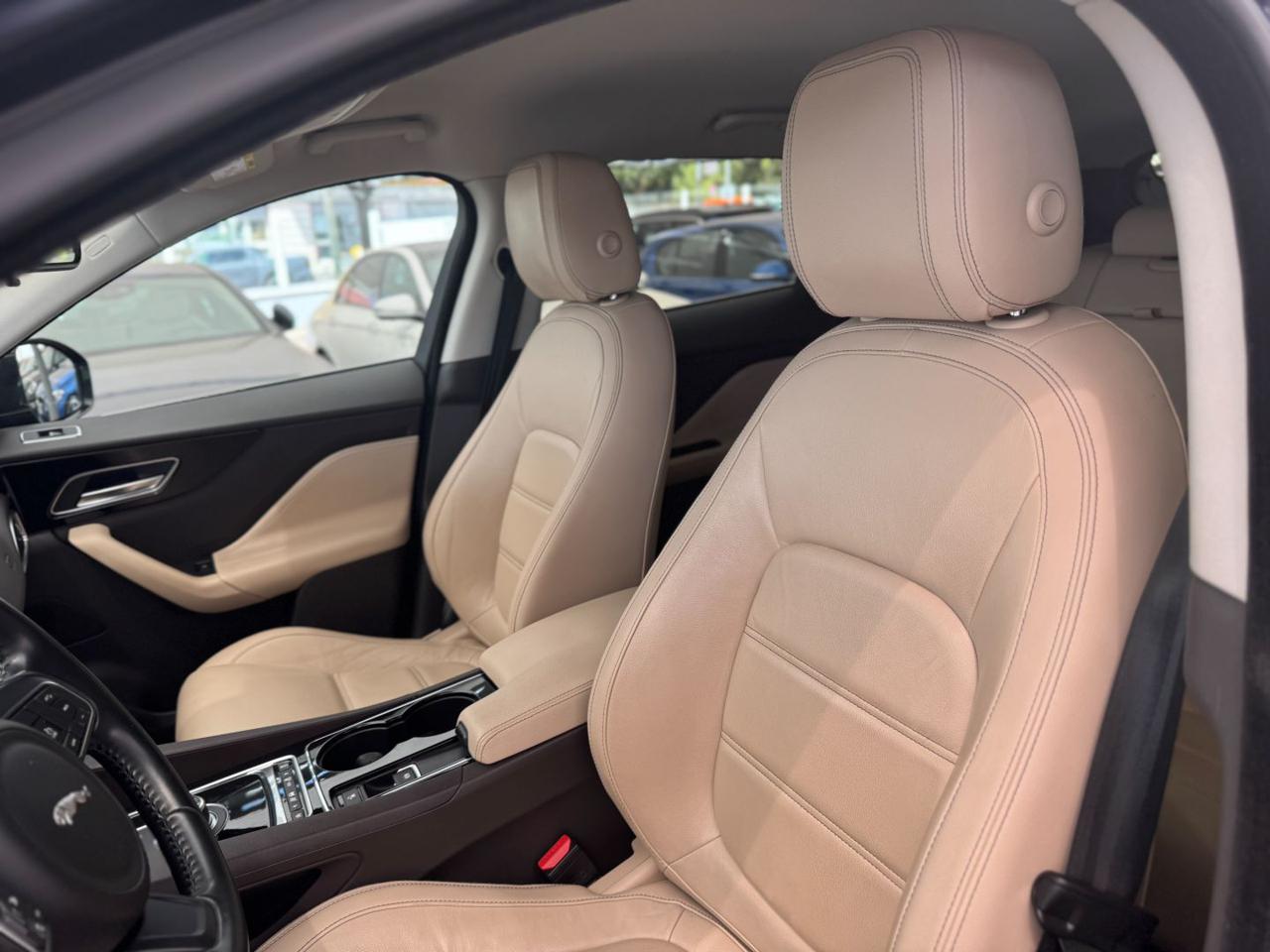 JAGUAR F-Pace 2.0 D 180cv AWD Prestige - Motore nuovo - 28