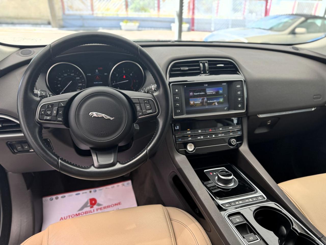 JAGUAR F-Pace 2.0 D 180cv AWD Prestige - Motore nuovo - 19