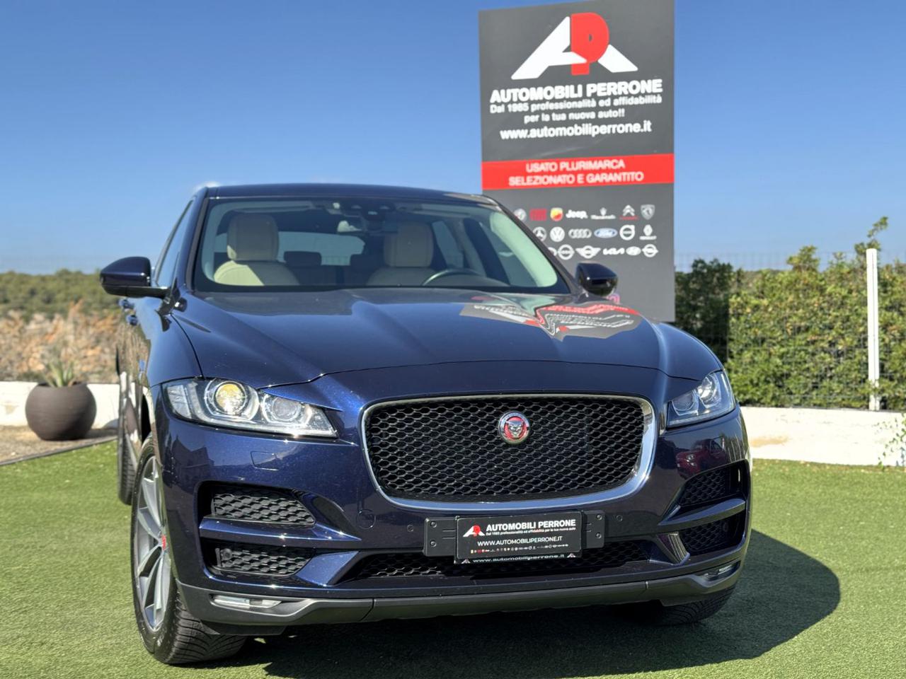 JAGUAR F-Pace 2.0 D 180cv AWD Prestige - Motore nuovo - 32