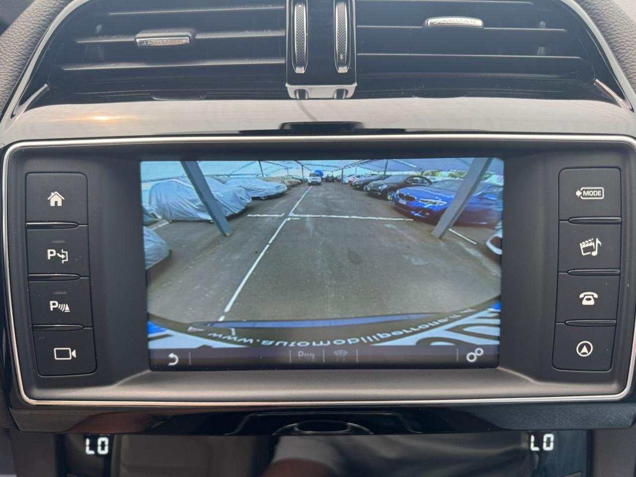 JAGUAR F-Pace 2.0 D 180cv AWD Prestige - Motore nuovo - 8