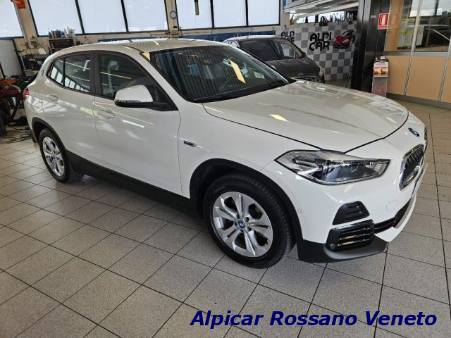BMW X2 Bianco pastello