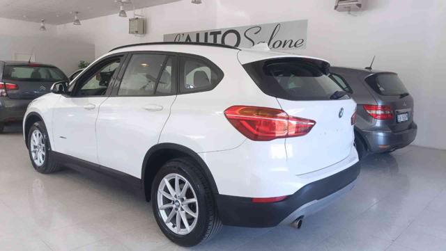 BMW X1 Bianco pastello