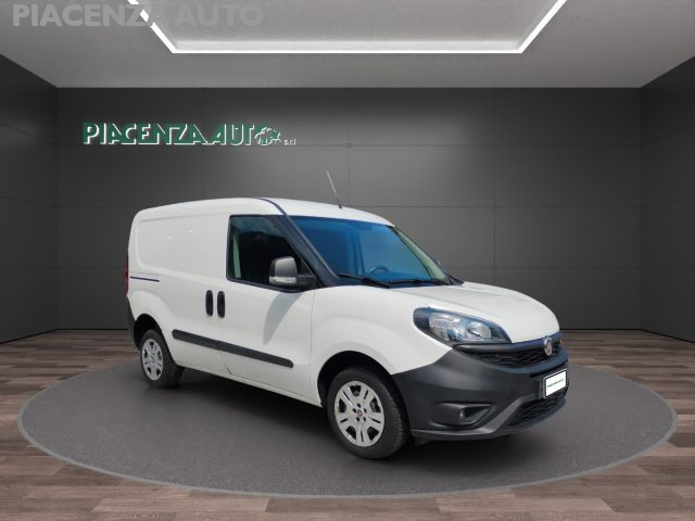 FIAT Doblo Bianco pastello