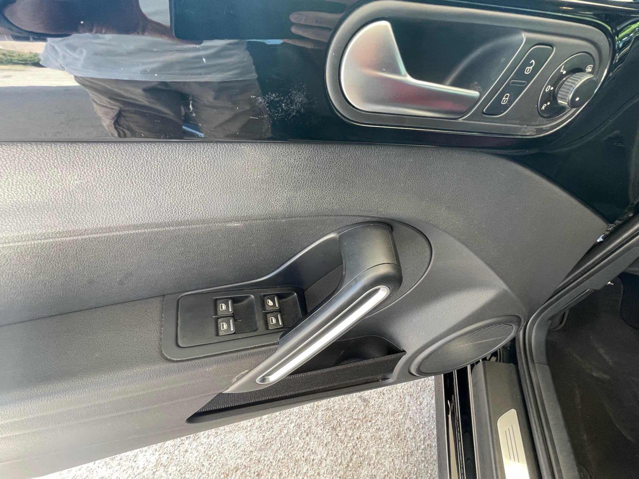 VOLKSWAGEN Maggiolino 1.6 TDI 50’ Anniversary Unico Proprietario - 25