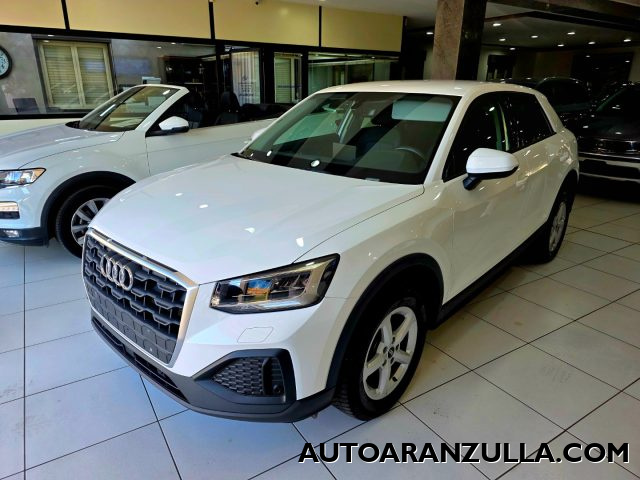 AUDI Q2 Bianco pastello