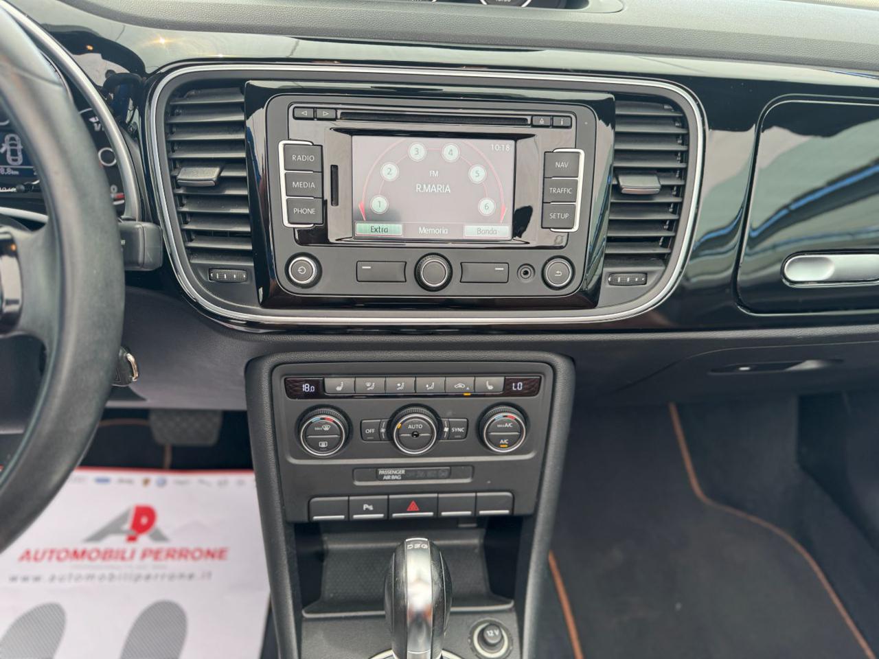 VOLKSWAGEN Maggiolino Cabrio 2.0 TDI DSG Sport Exclusive - UNICA - 28