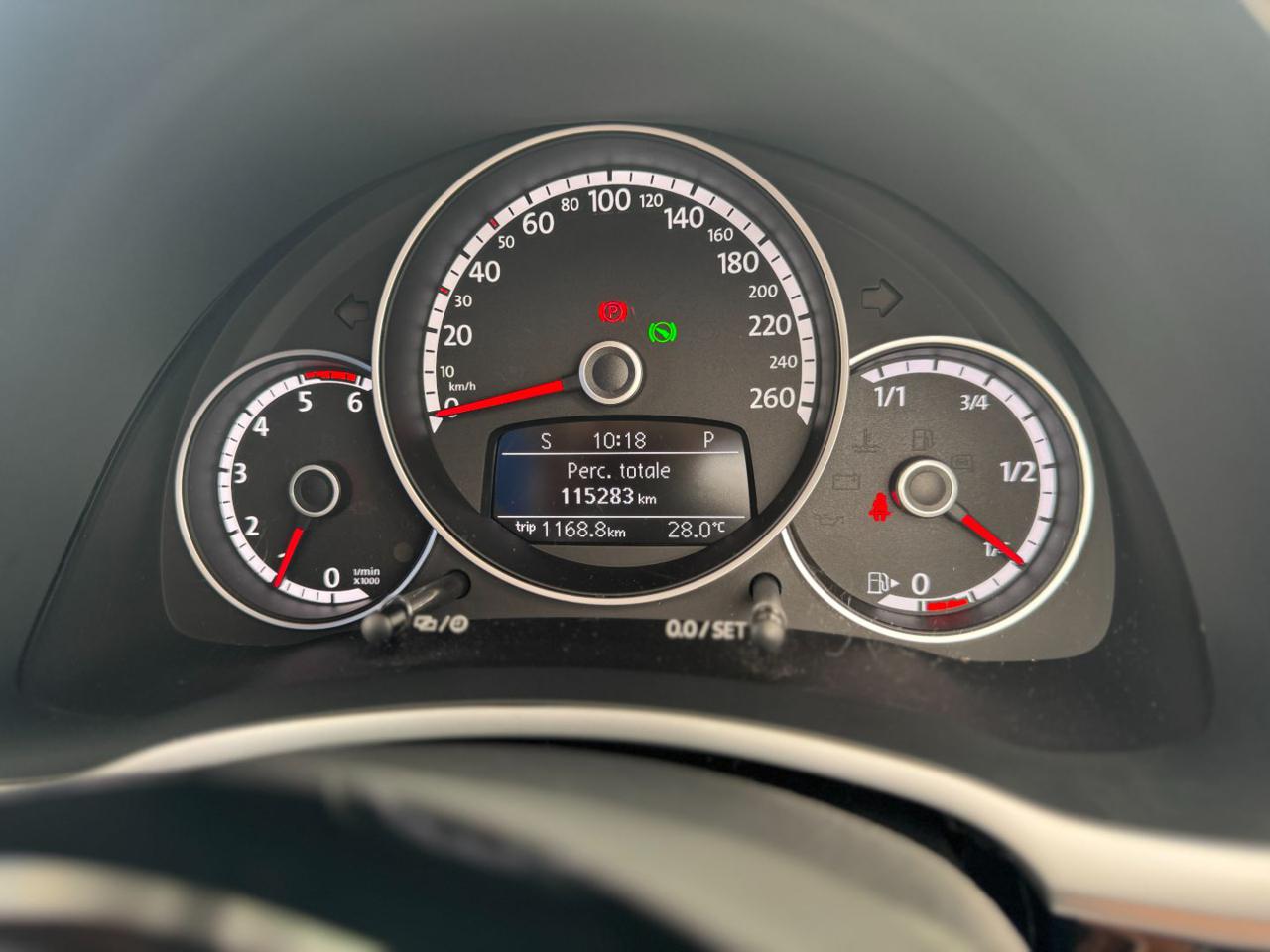 VOLKSWAGEN Maggiolino Cabrio 2.0 TDI DSG Sport Exclusive - UNICA - 29