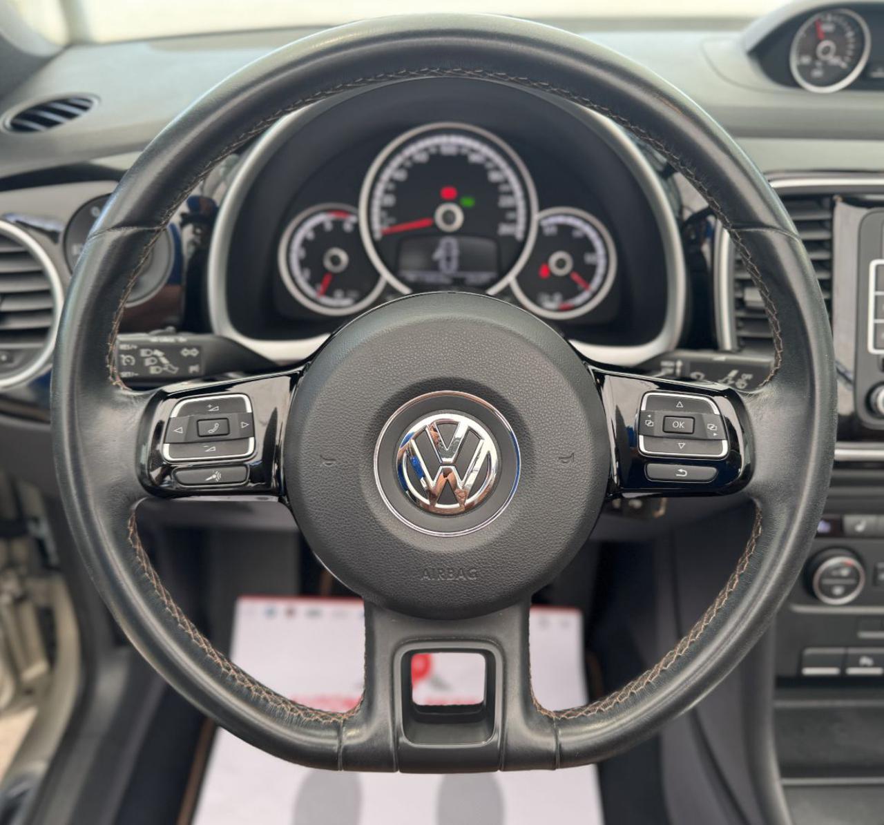 VOLKSWAGEN Maggiolino Cabrio 2.0 TDI DSG Sport Exclusive - UNICA - 26
